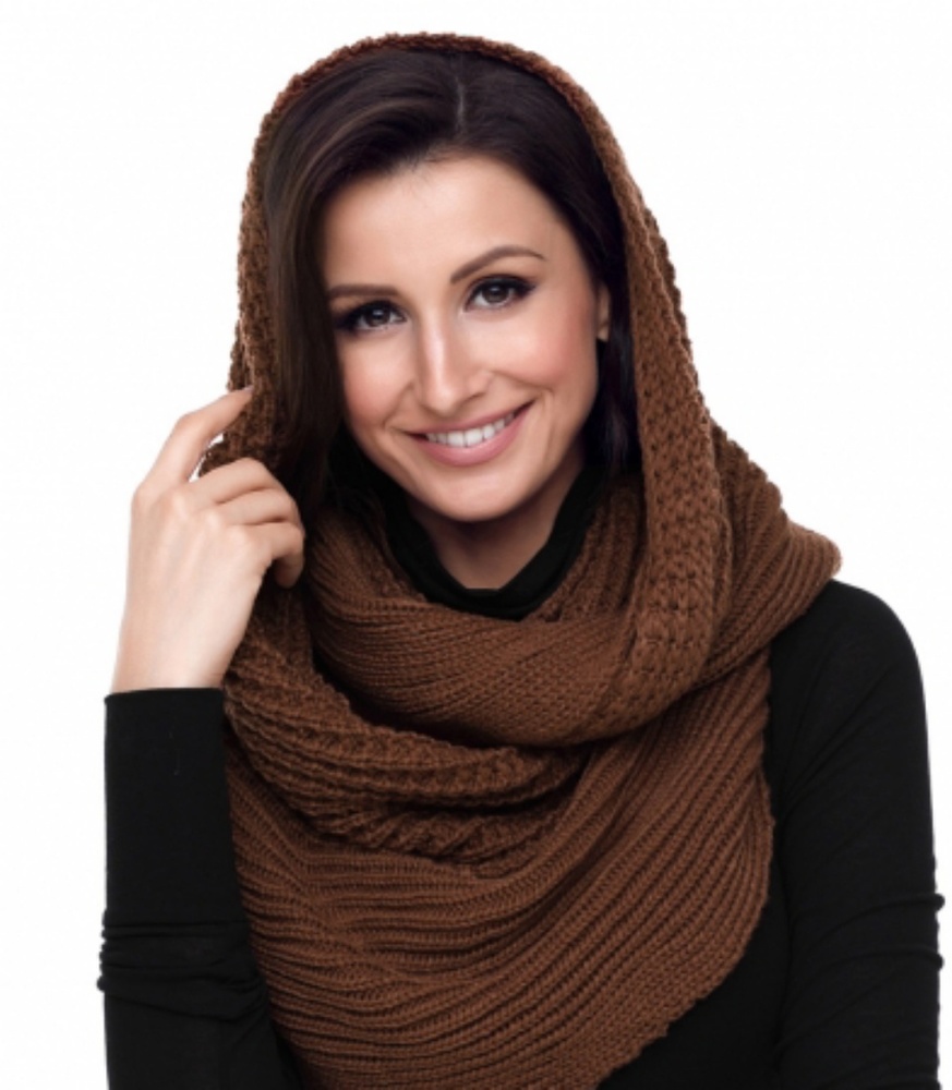 Chunky knit soft scarf